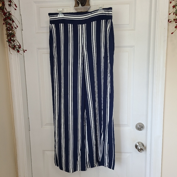 Adrienne Vittadina Woman's Boho Style Pants, Size: 10, Color: Blue and White - Picture 2 of 12